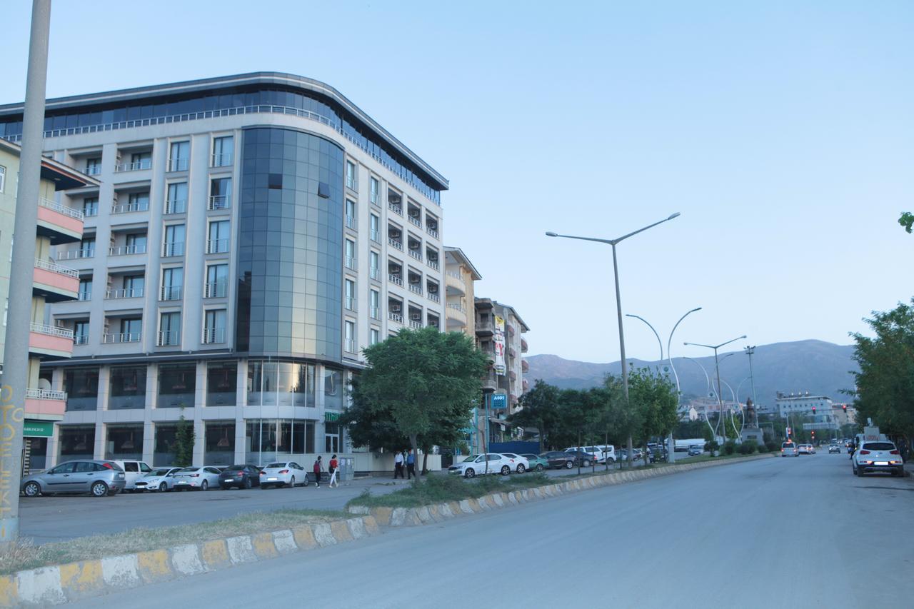 Mus Grand Hotel Екстер'єр фото
