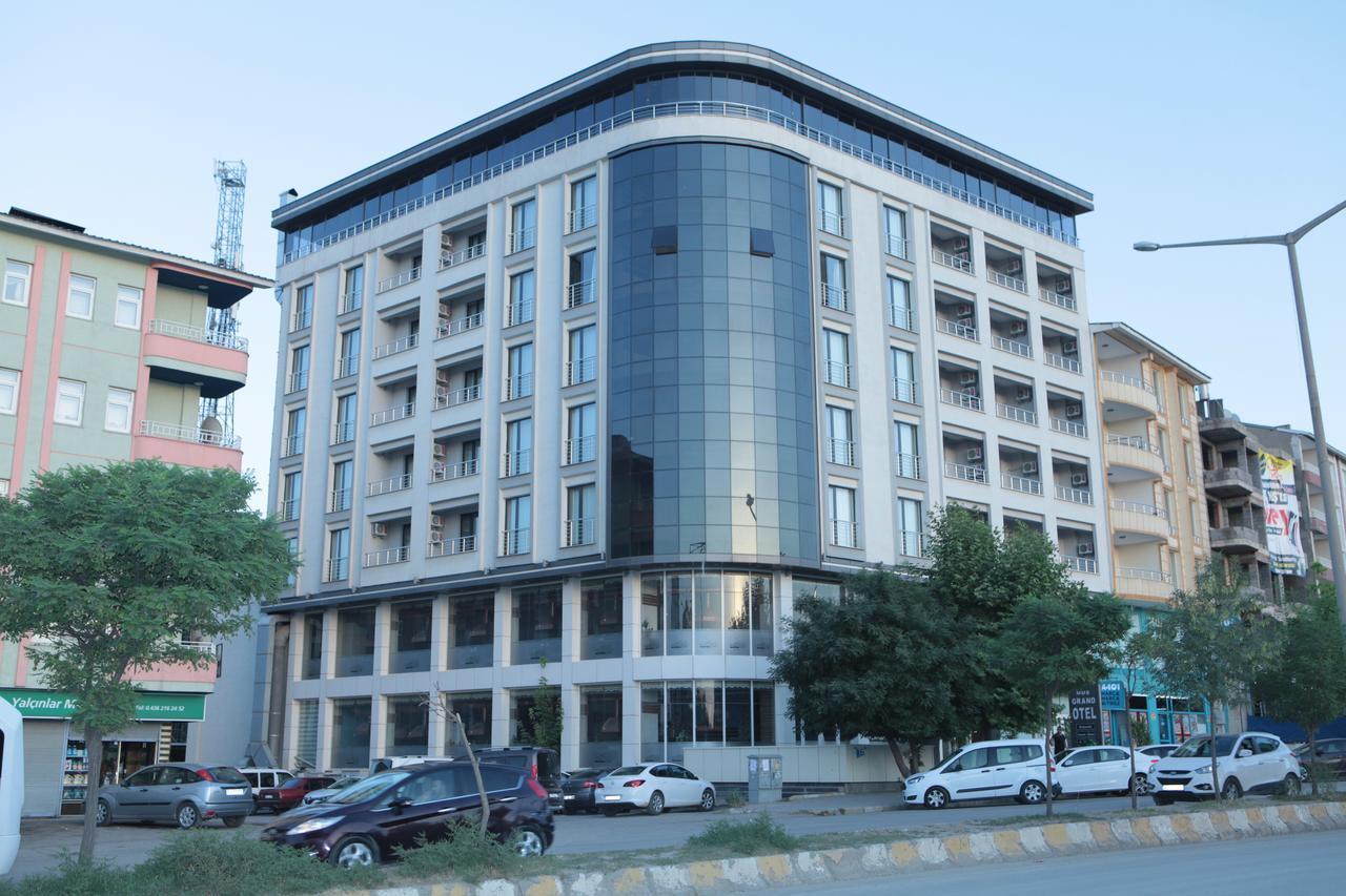 Mus Grand Hotel Екстер'єр фото