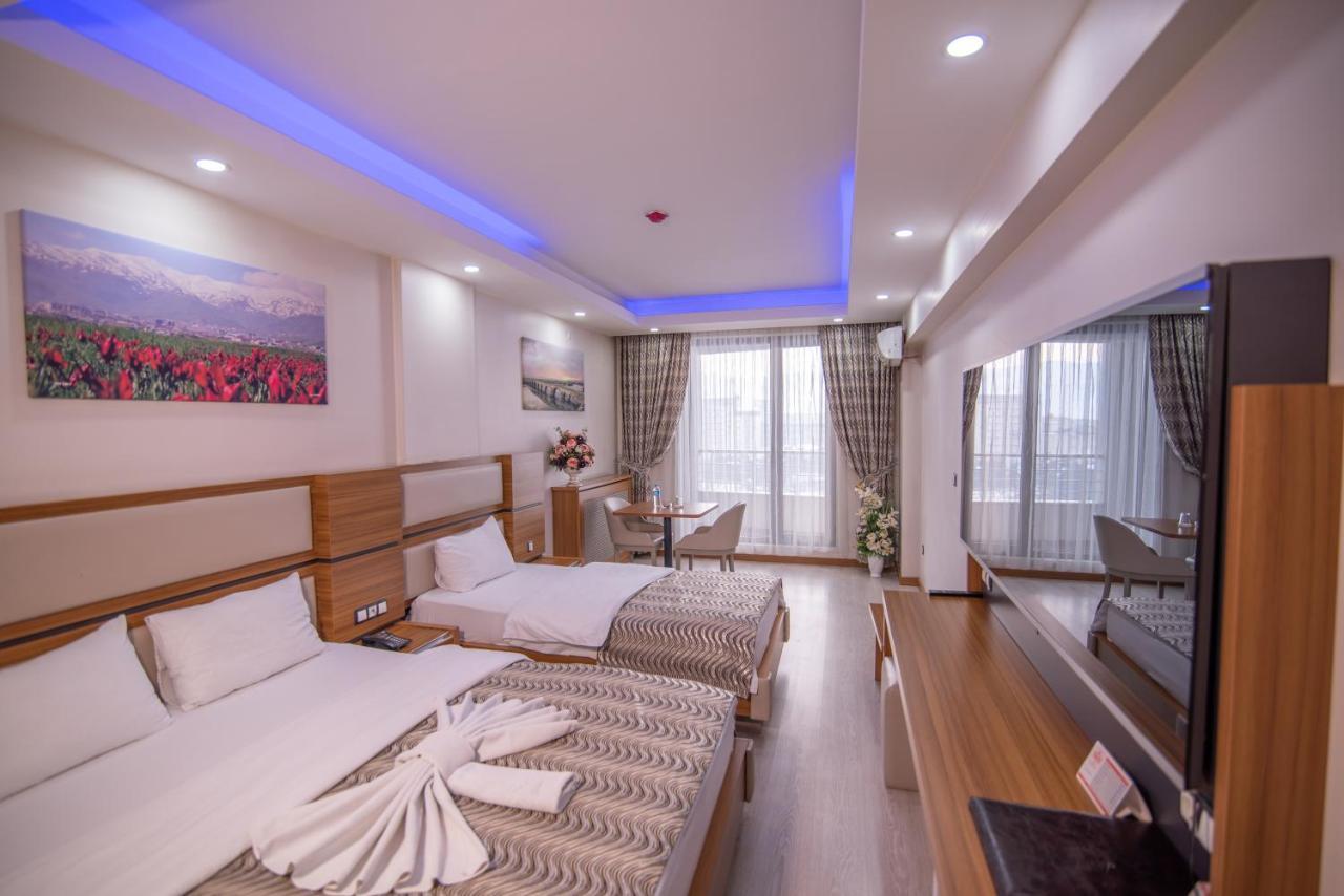 Mus Grand Hotel Екстер'єр фото