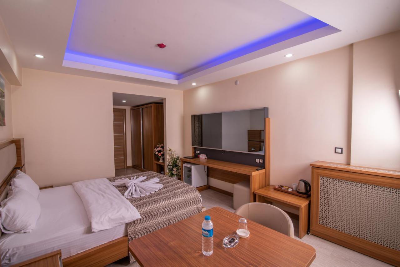 Mus Grand Hotel Екстер'єр фото