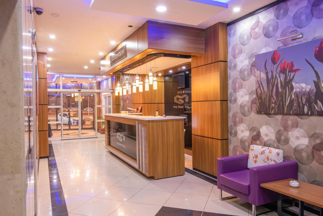 Mus Grand Hotel Екстер'єр фото